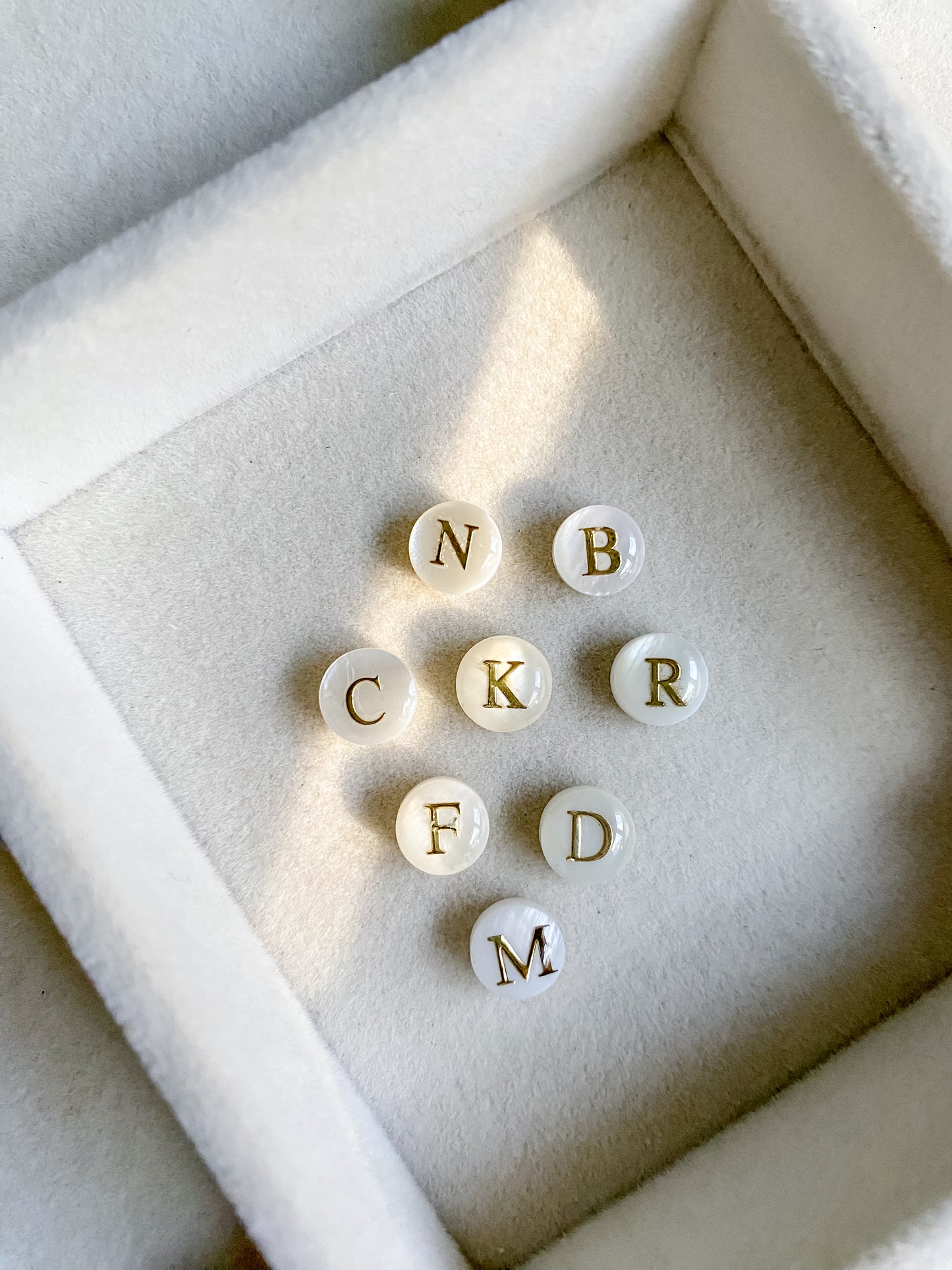 Gold Letter Shell Bead Bracelet